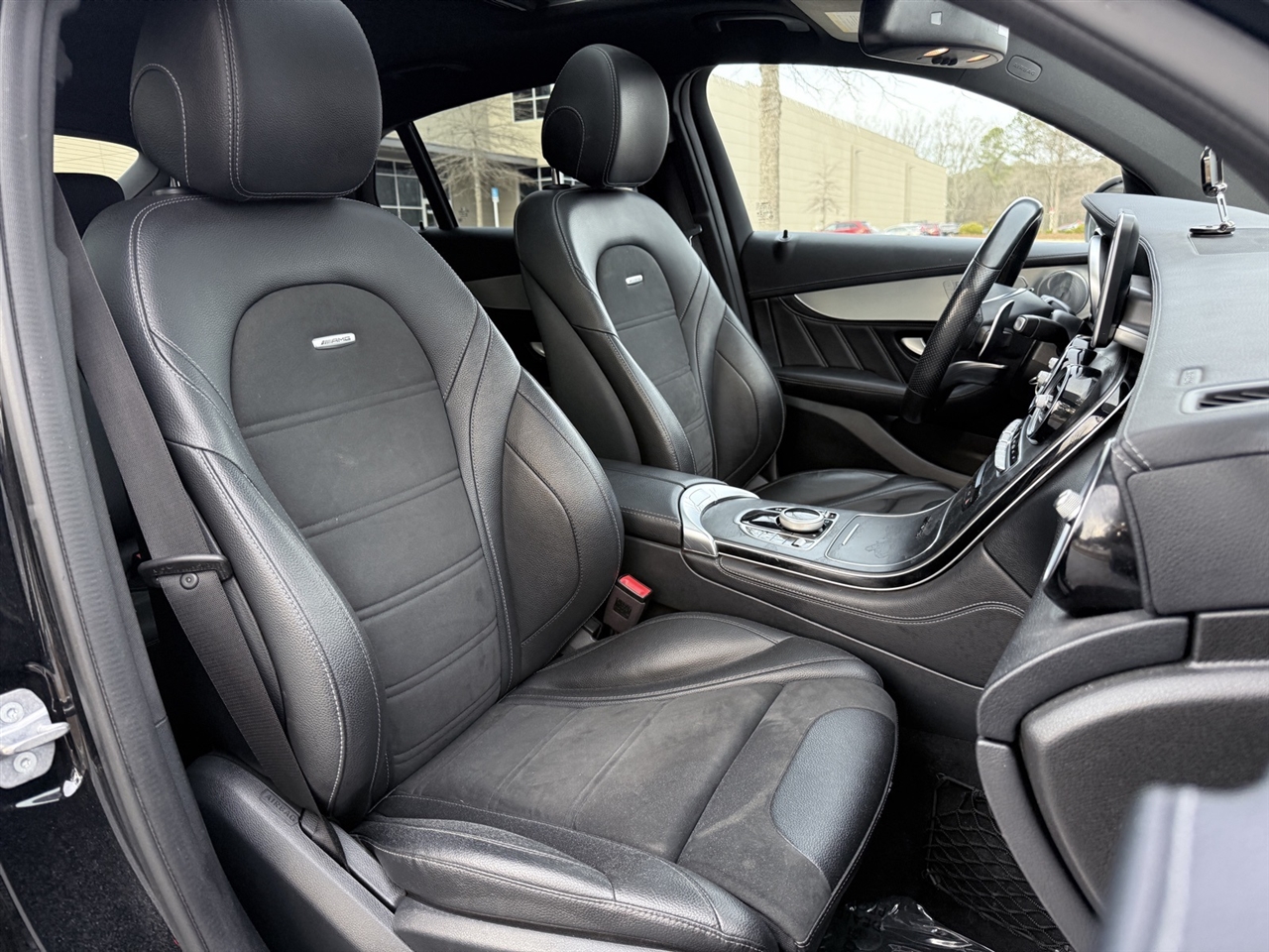 Mercedes-Benz GLC  2019