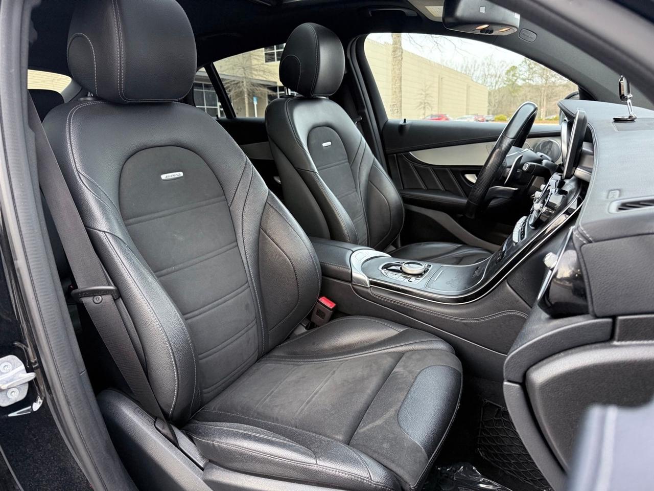 Mercedes-Benz GLC  2019