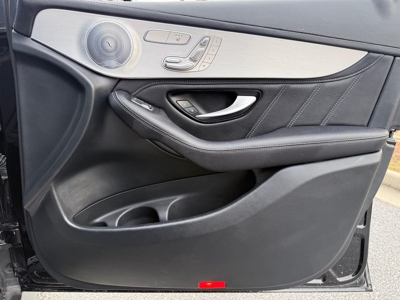 Mercedes-Benz GLC  2019