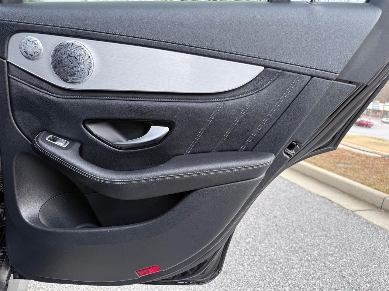 Mercedes-Benz GLC  2019