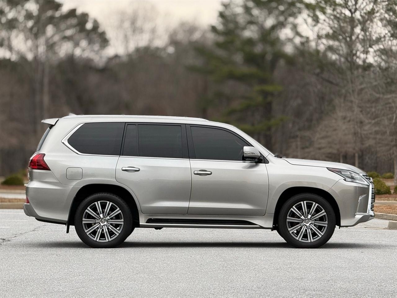 Lexus LX 570  2016