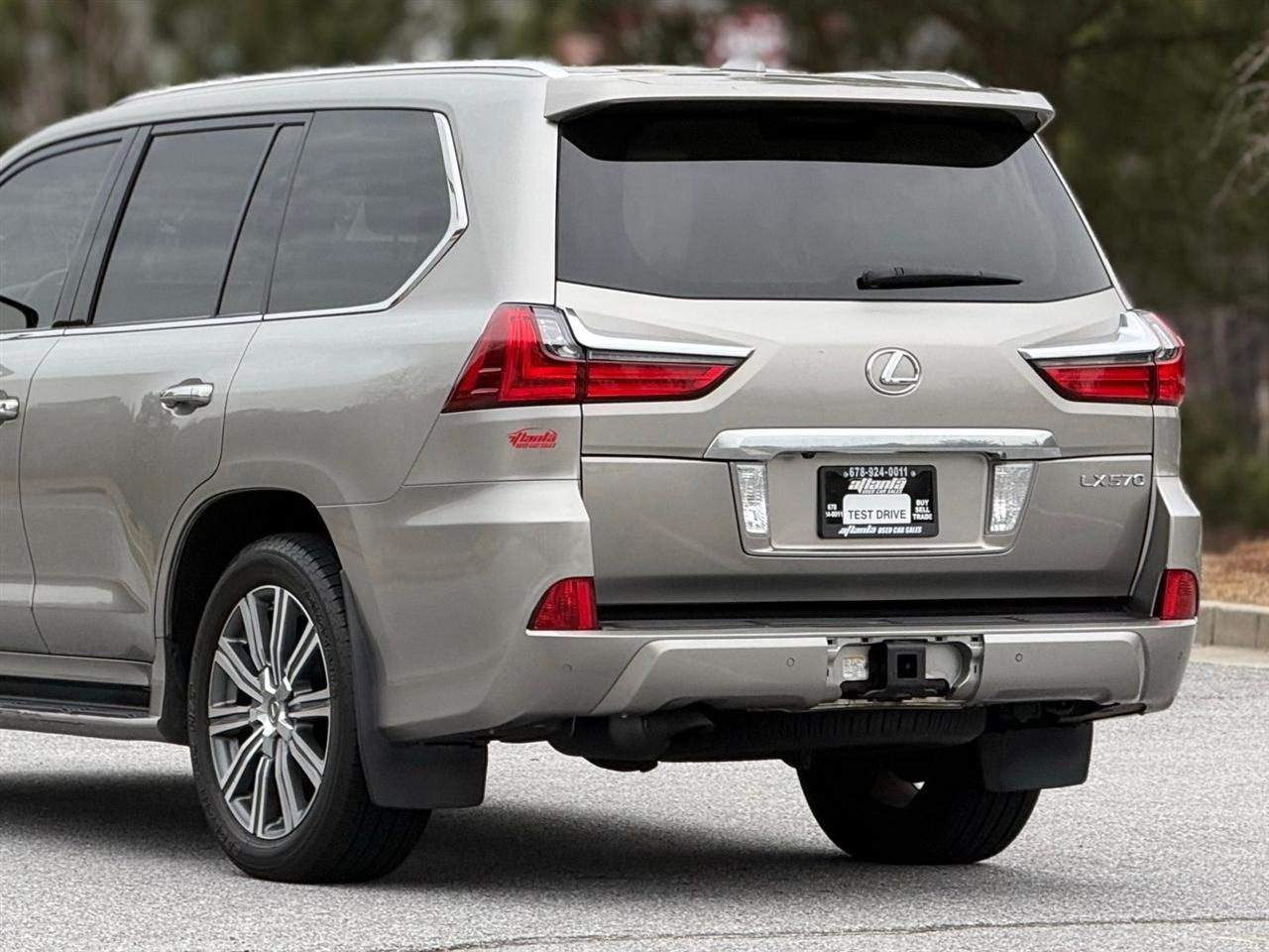Lexus LX 570  2016