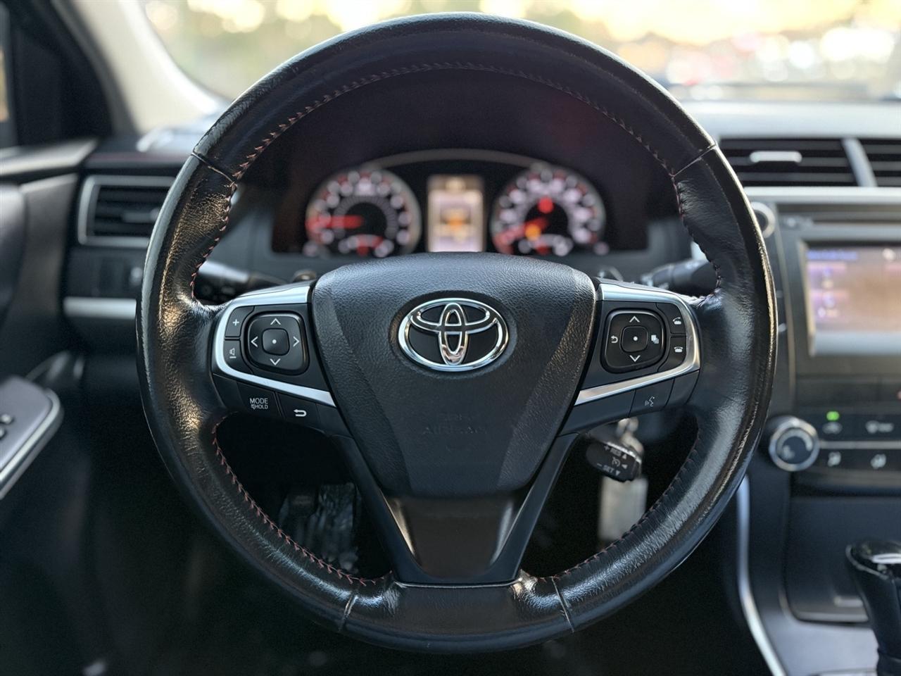 Toyota Camry  2016