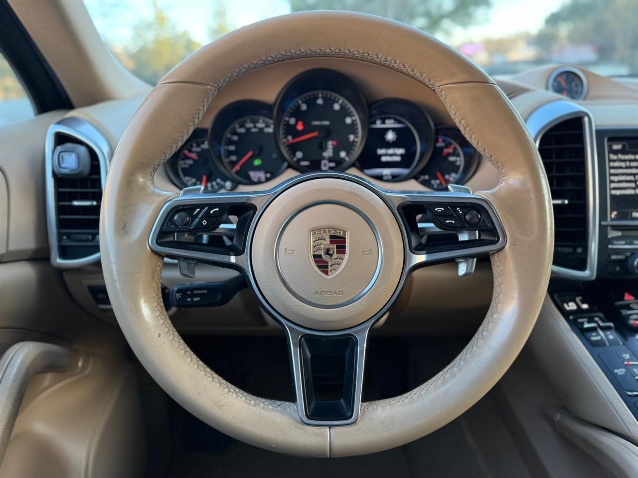 Porsche Cayenne  2016