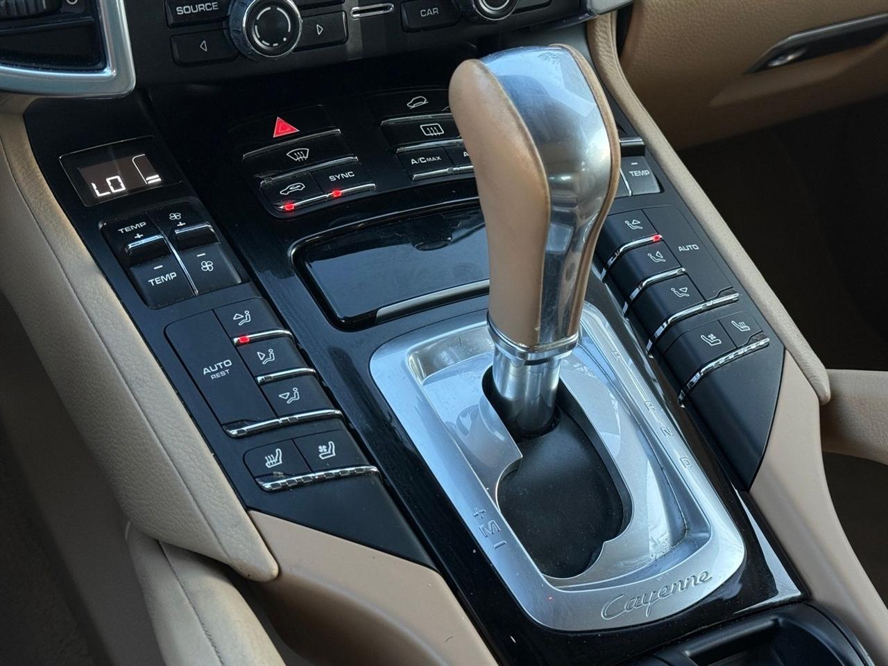 Porsche Cayenne  2016