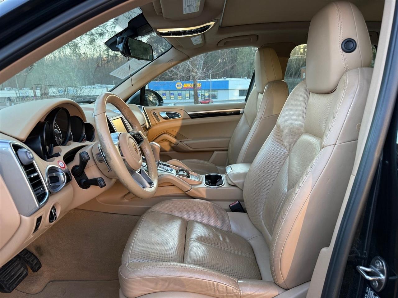 Porsche Cayenne  2016