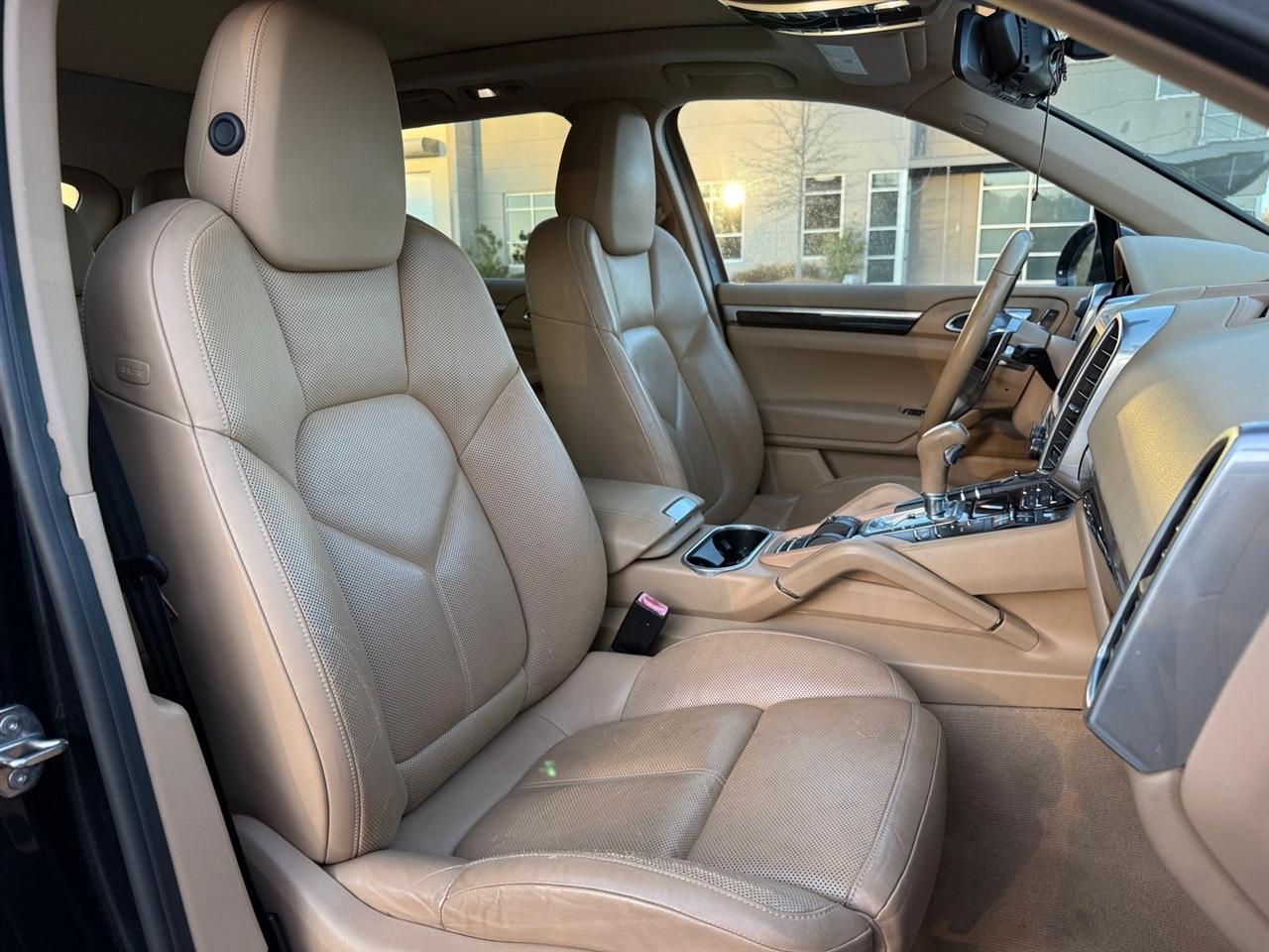 Porsche Cayenne  2016