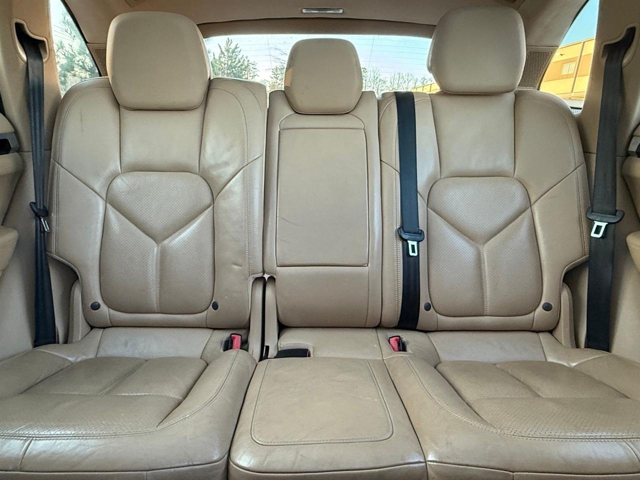 Porsche Cayenne  2016