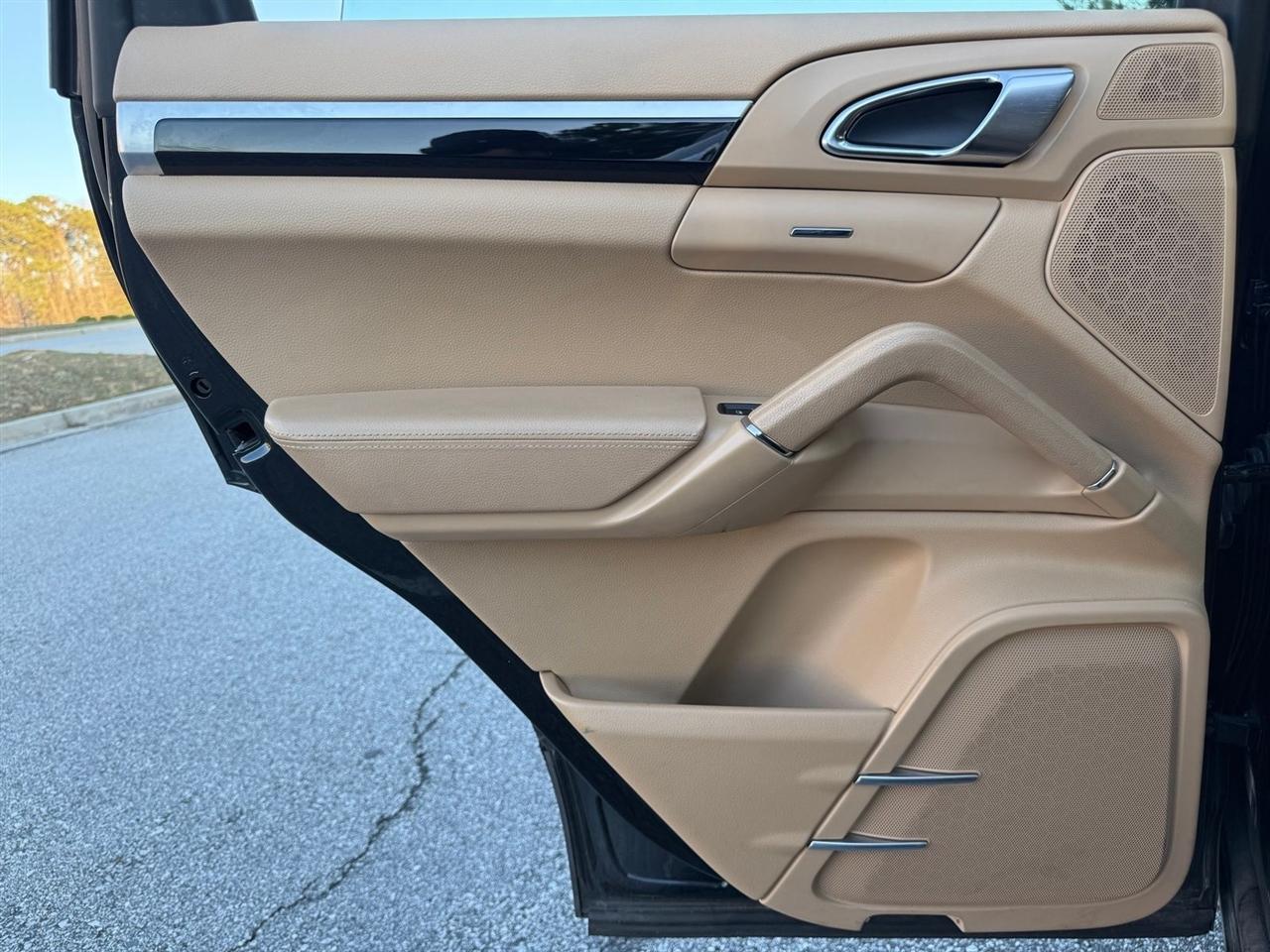 Porsche Cayenne  2016