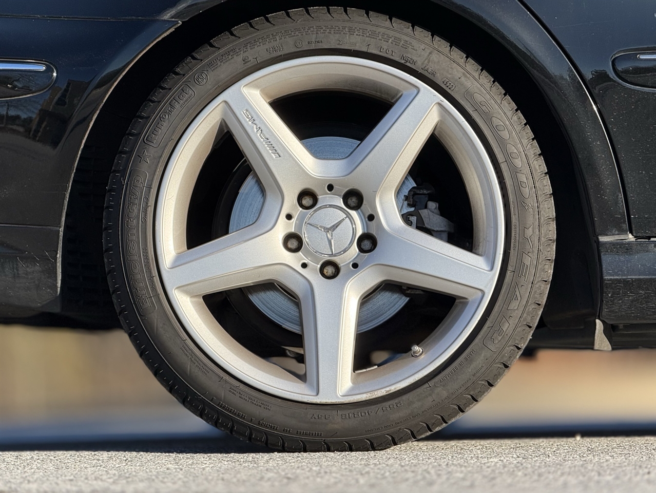 Mercedes-Benz E-Class  2009