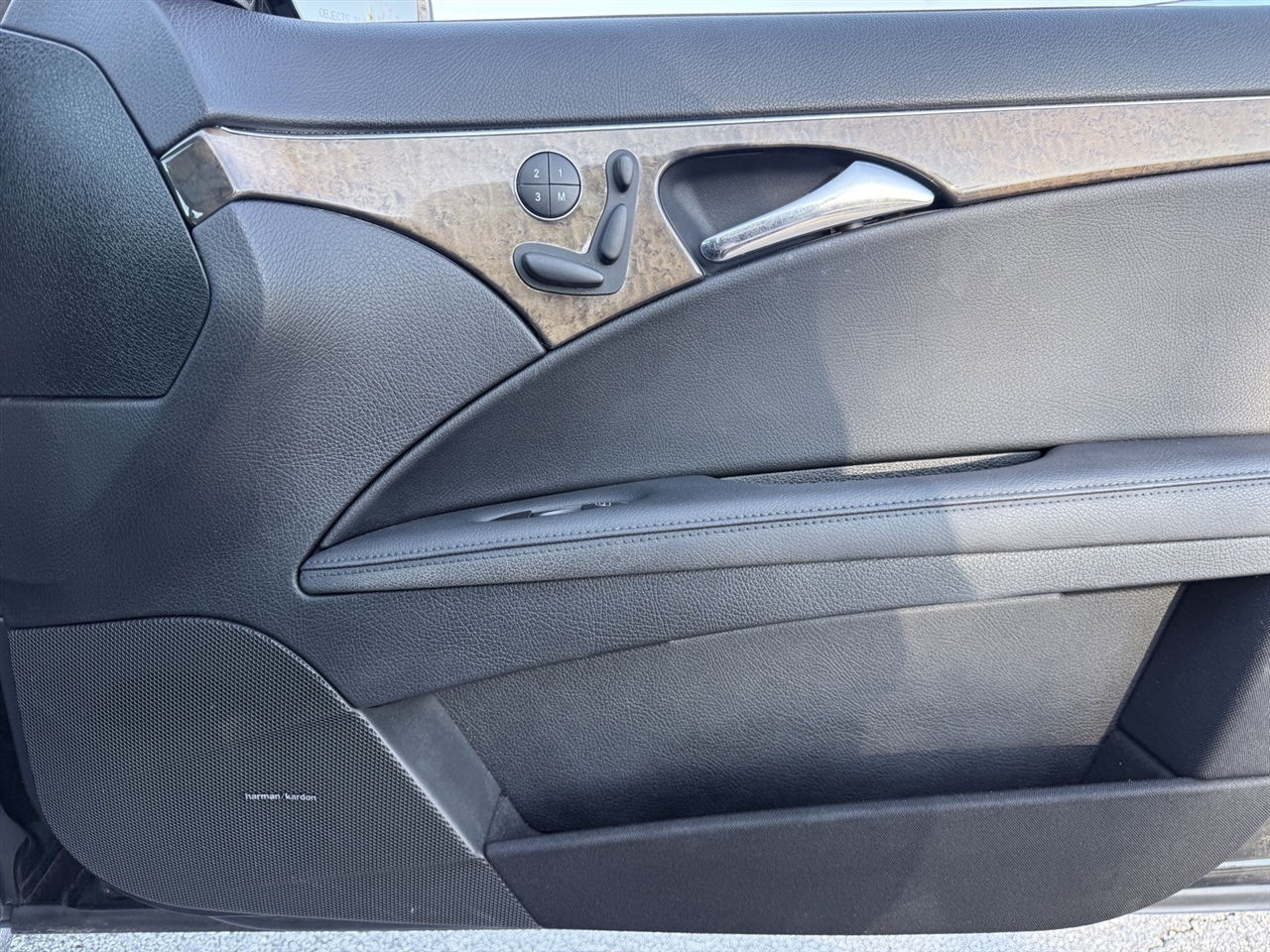 Mercedes-Benz E-Class  2009