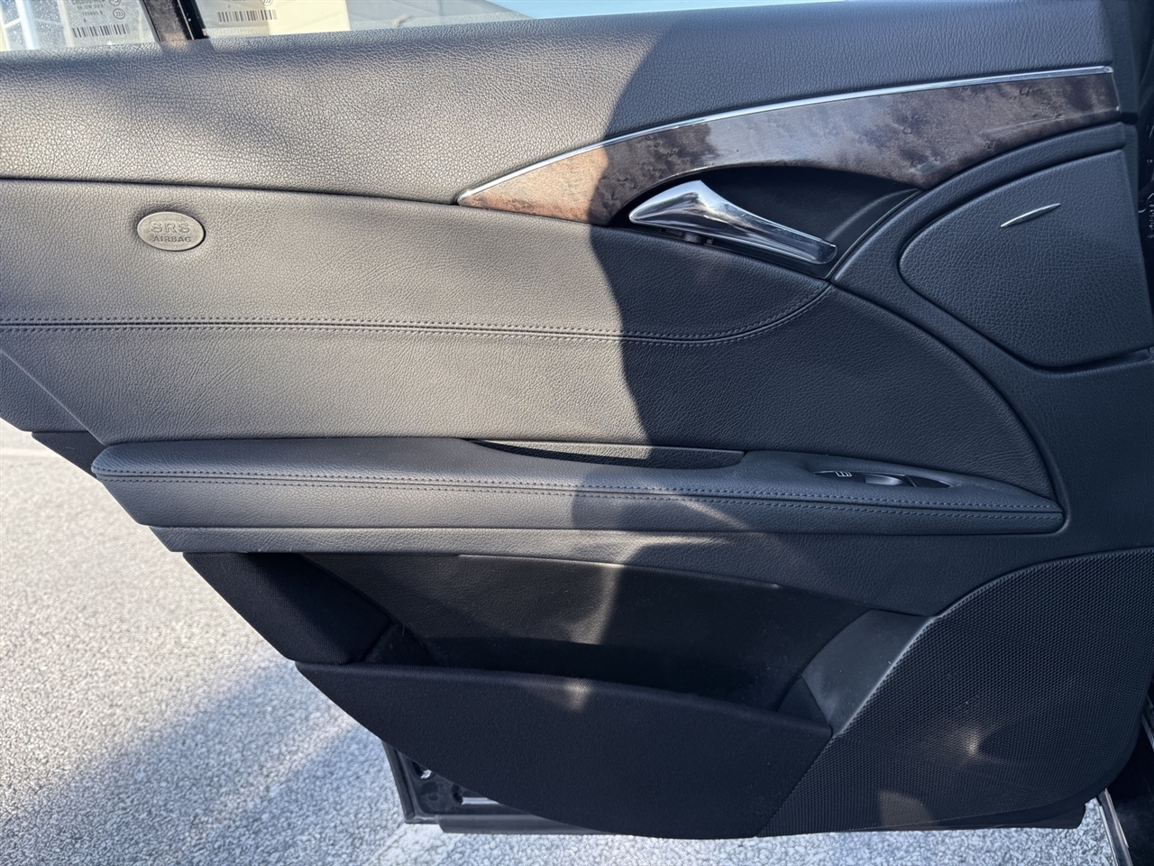 Mercedes-Benz E-Class  2009