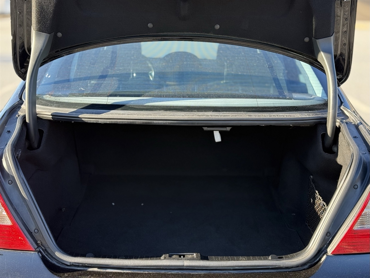 Mercedes-Benz E-Class  2009