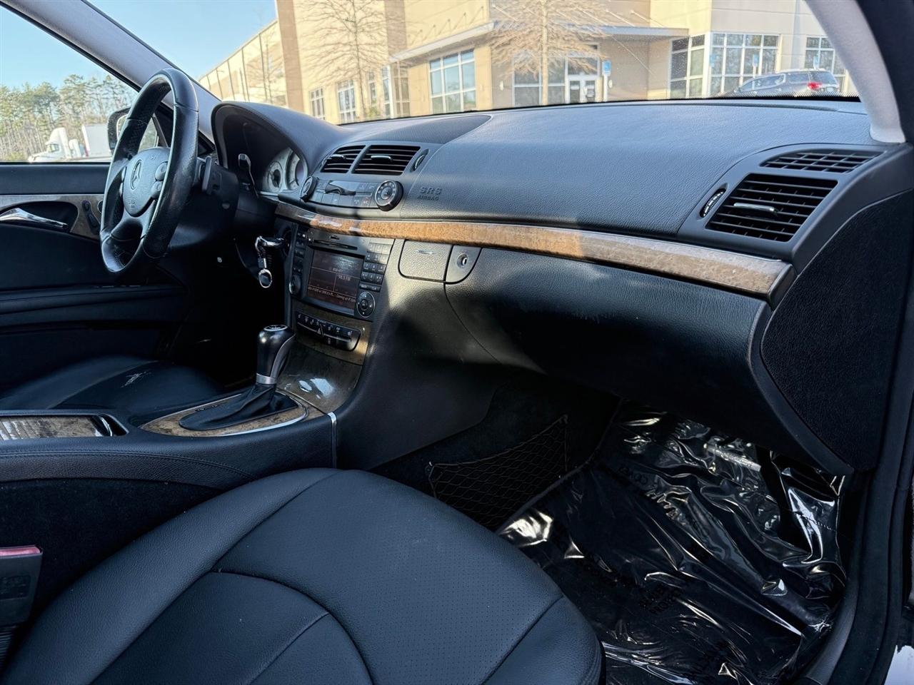 Mercedes-Benz E-Class  2009