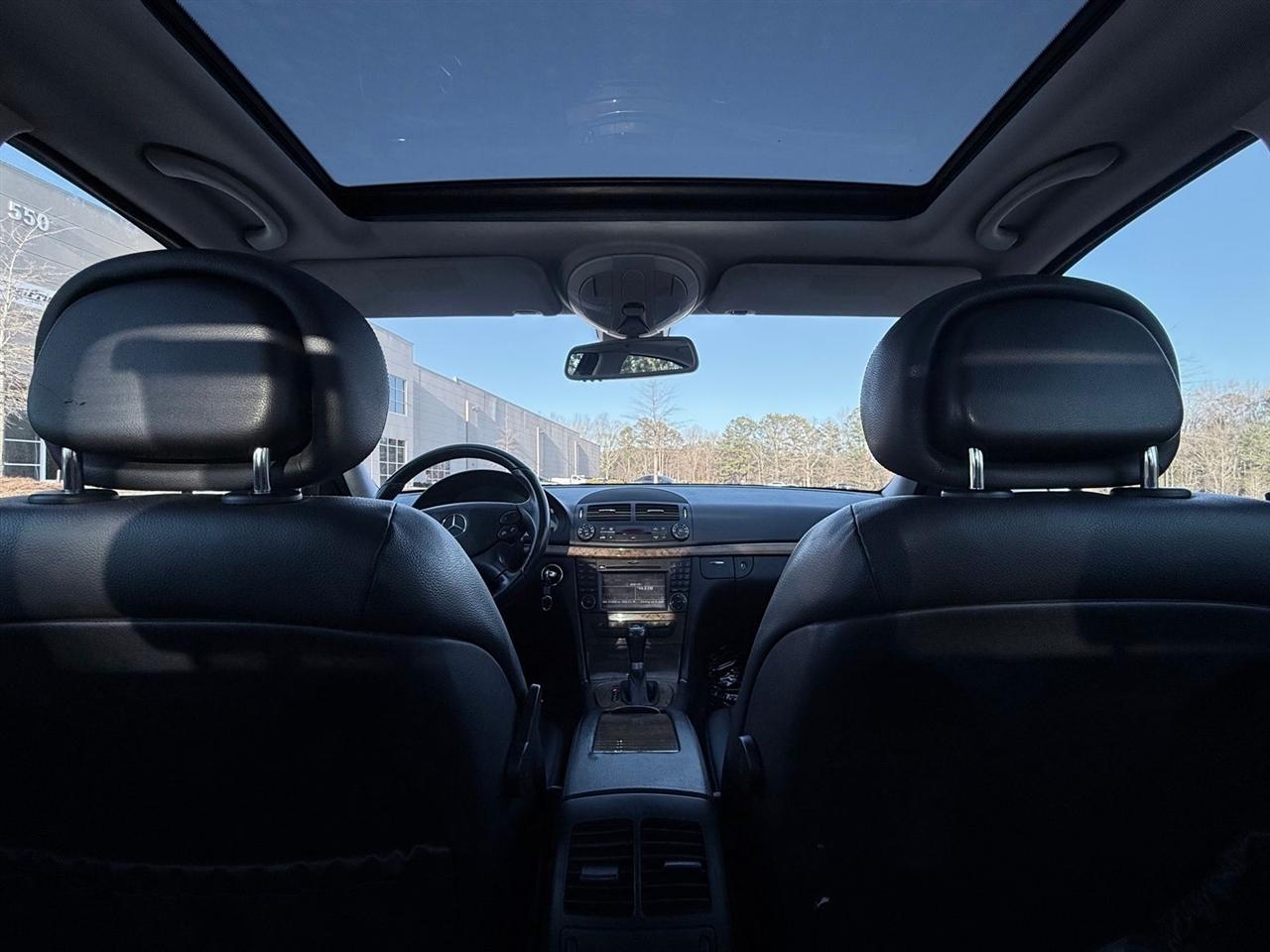 Mercedes-Benz E-Class  2009