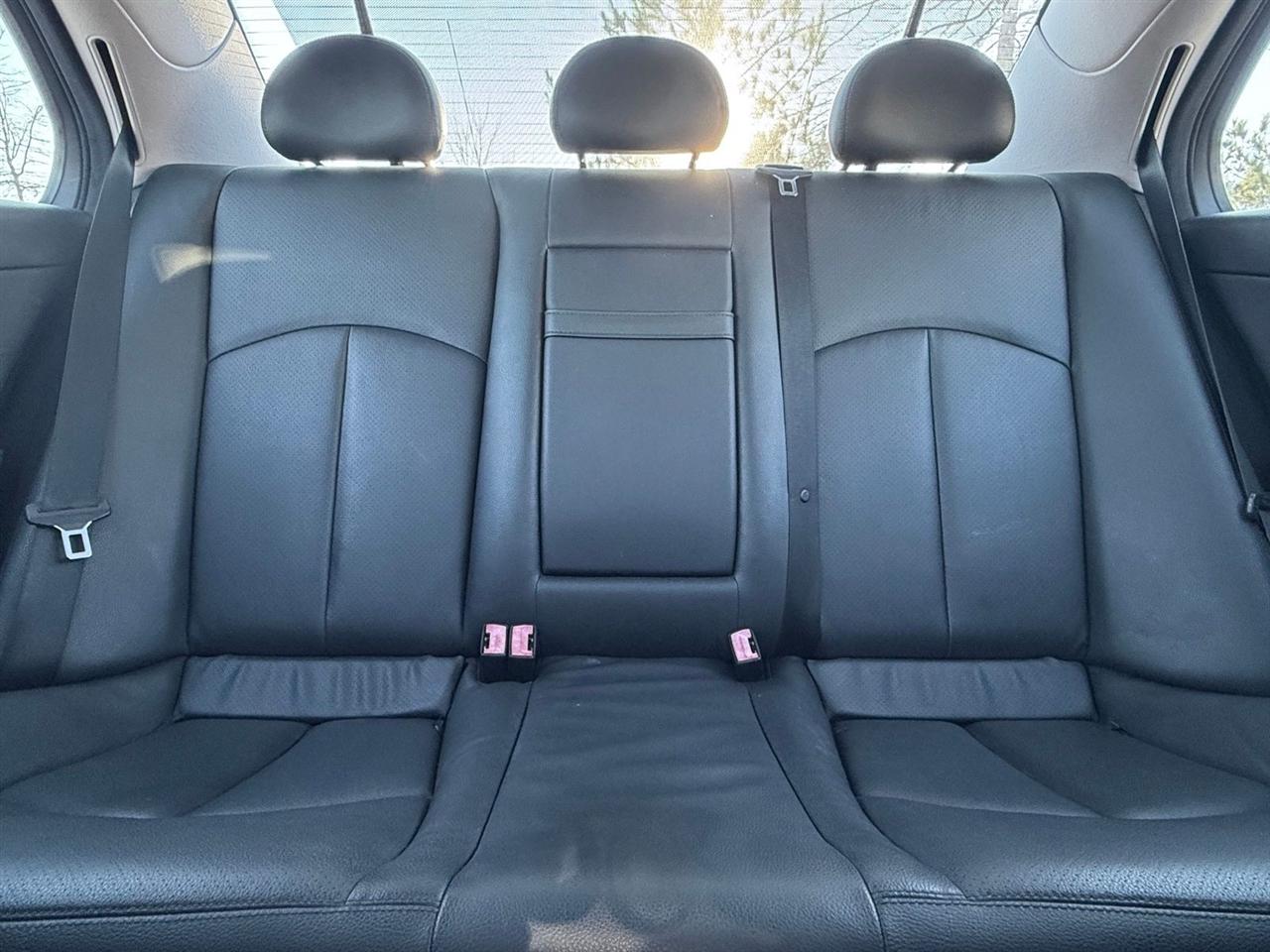 Mercedes-Benz E-Class  2009