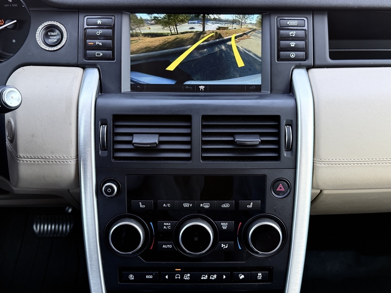 Land Rover Discovery Sport  2019