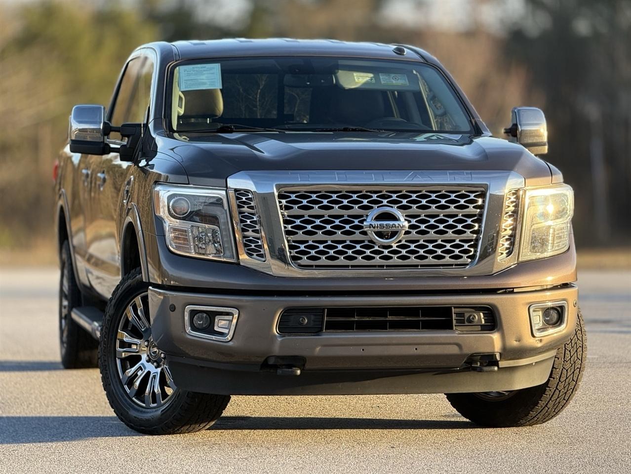 Nissan Titan XD  2016