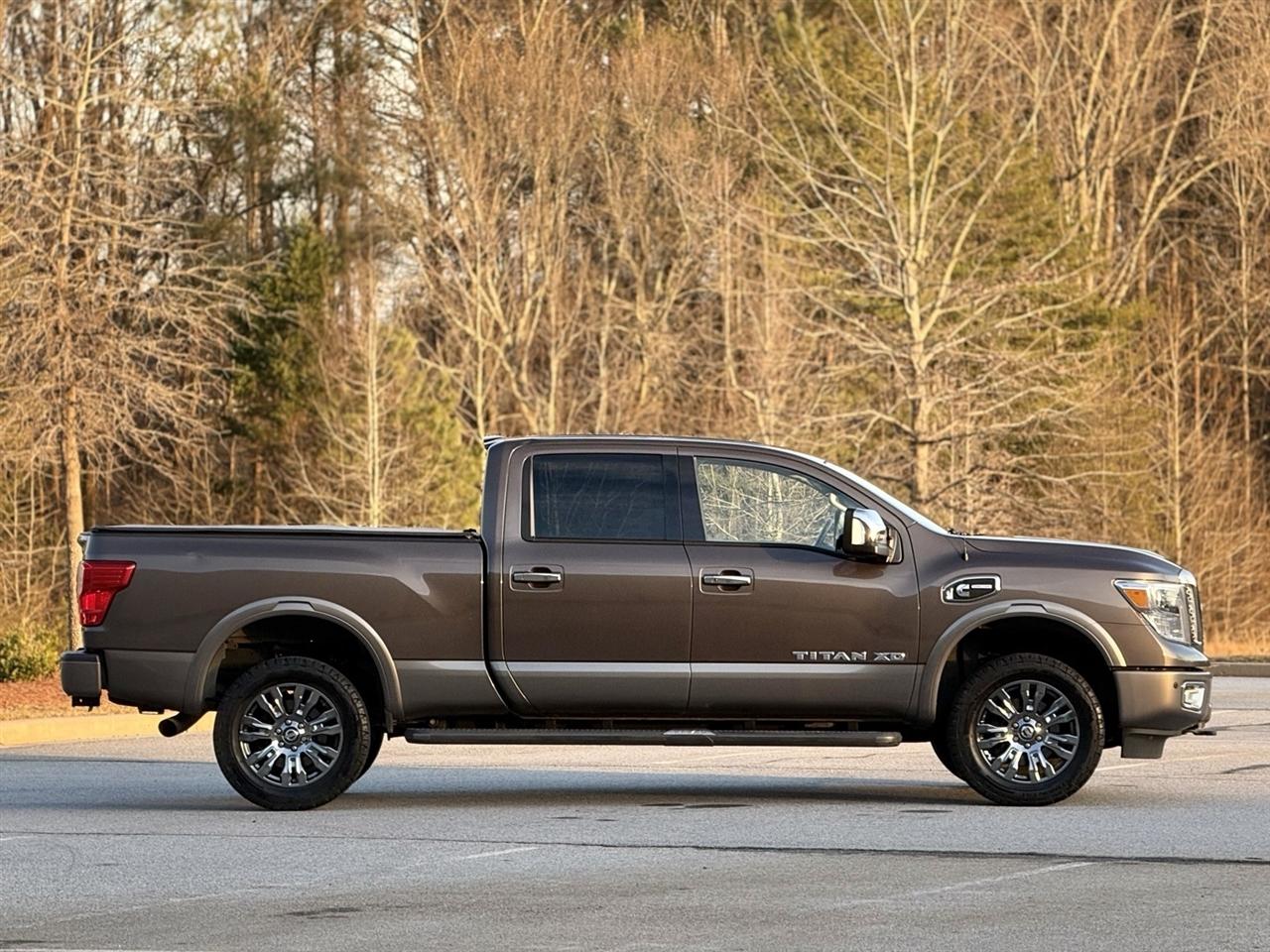 Nissan Titan XD  2016