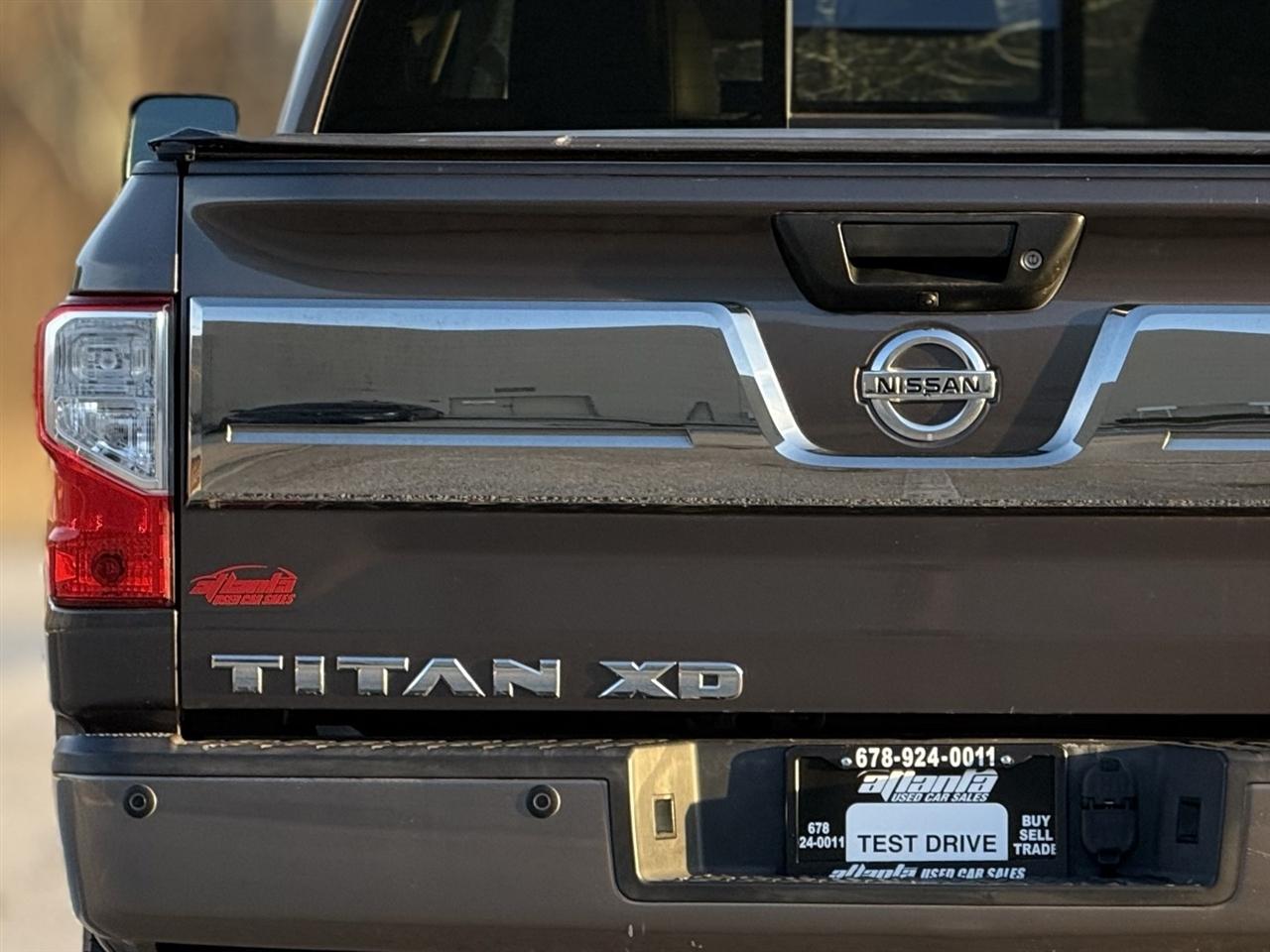 Nissan Titan XD  2016