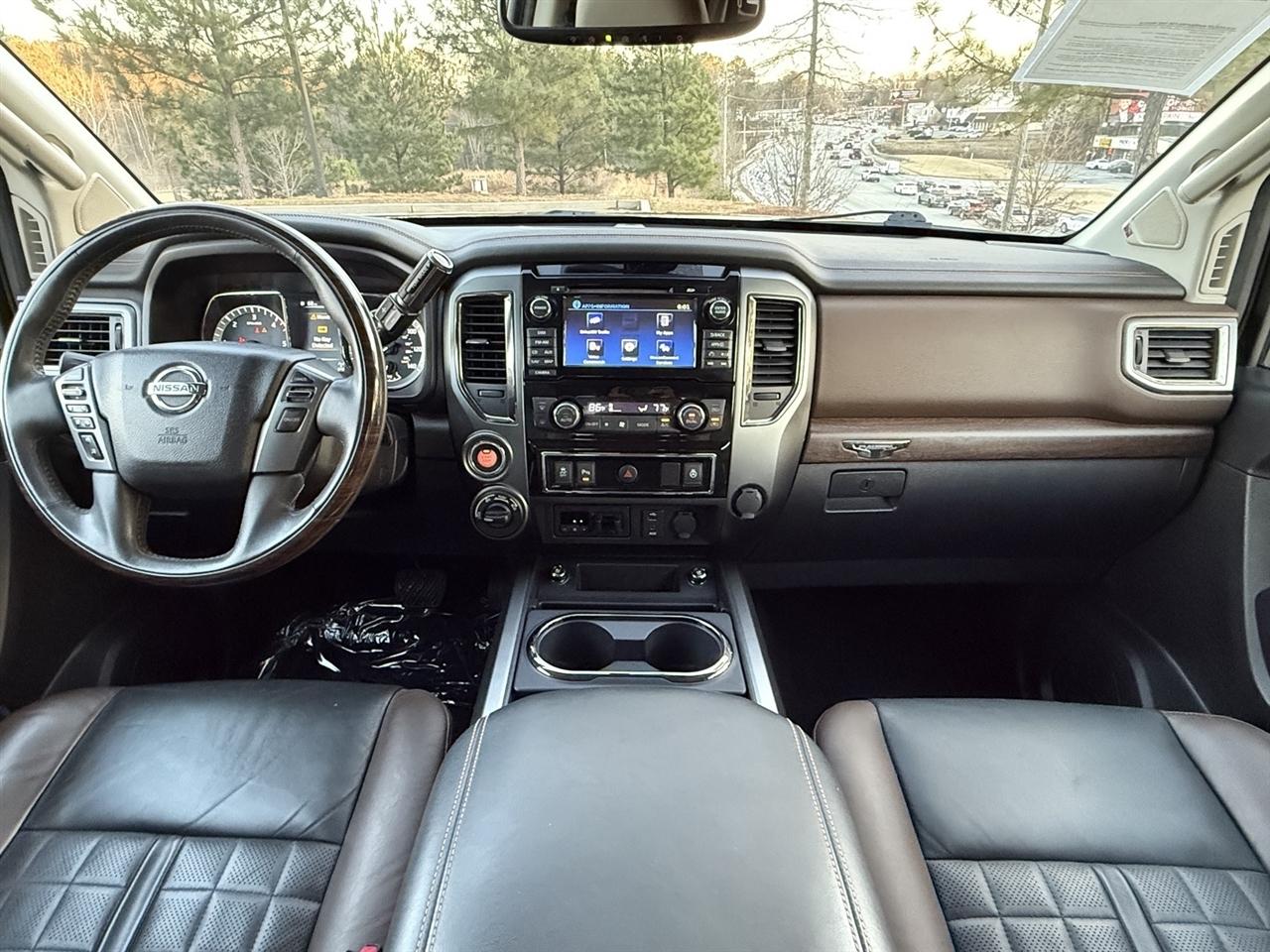 Nissan Titan XD  2016