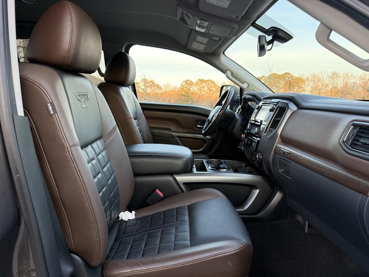 Nissan Titan XD  2016