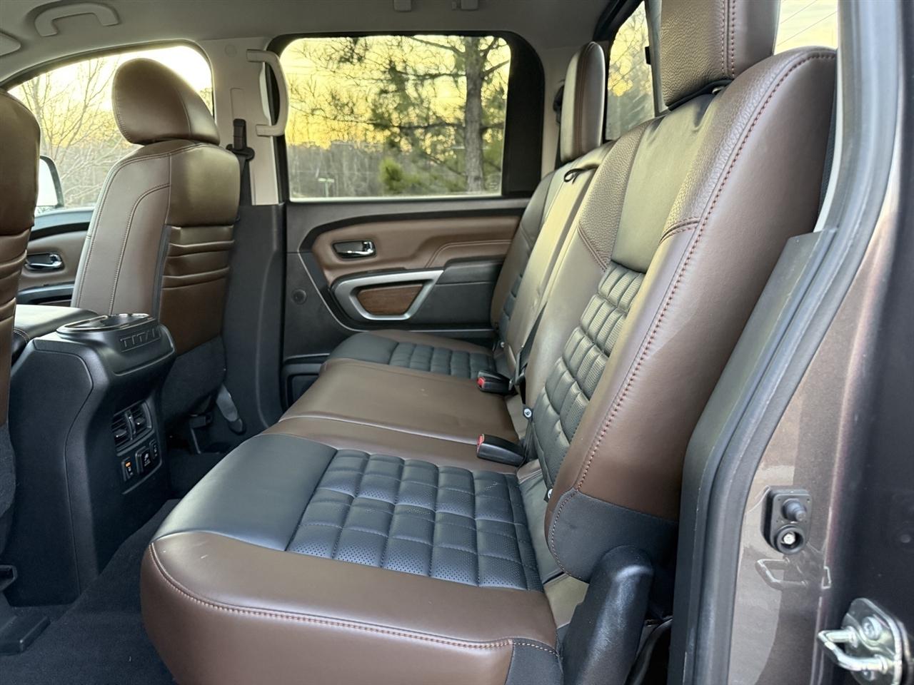 Nissan Titan XD  2016