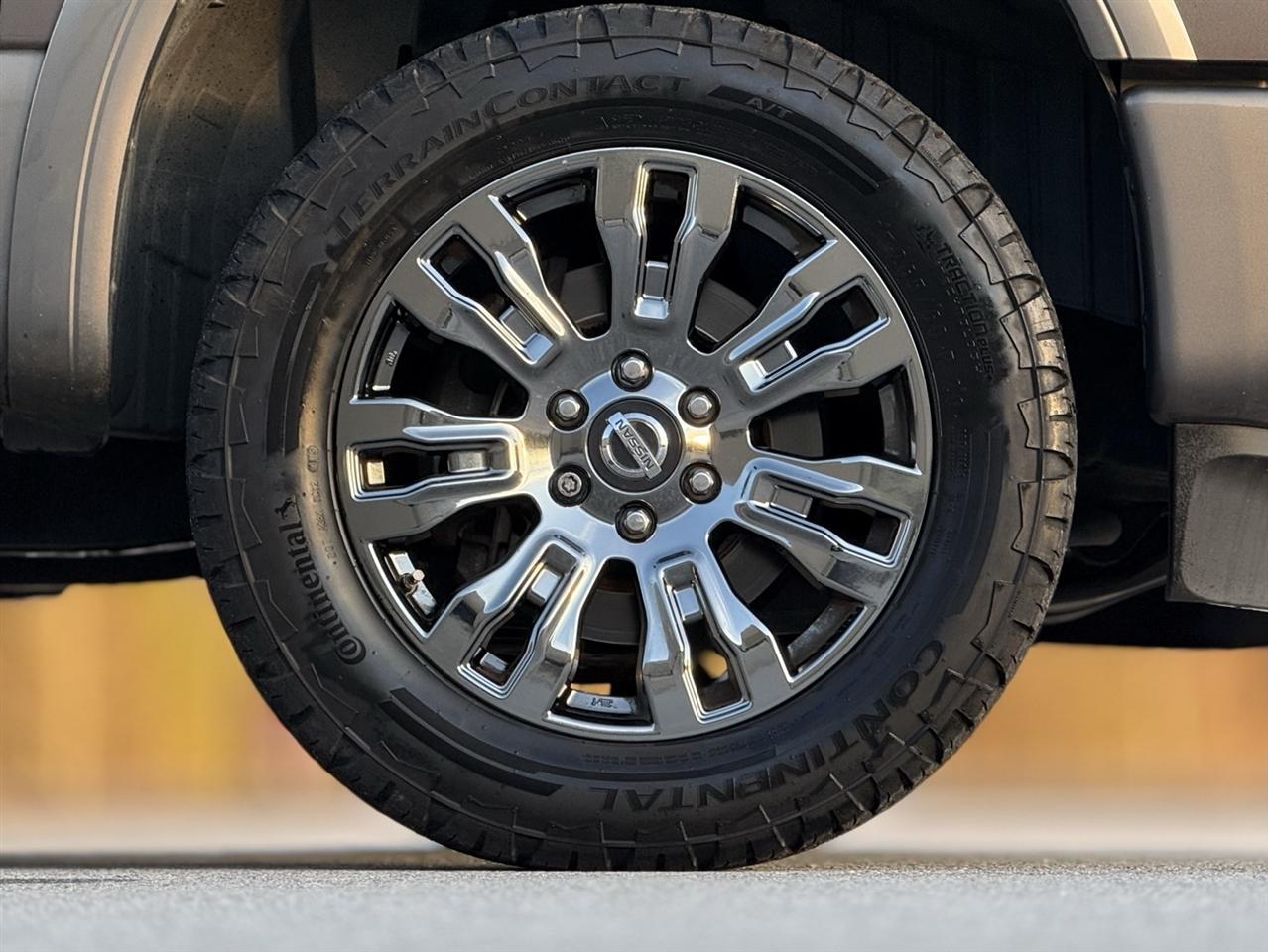 Nissan Titan XD  2016