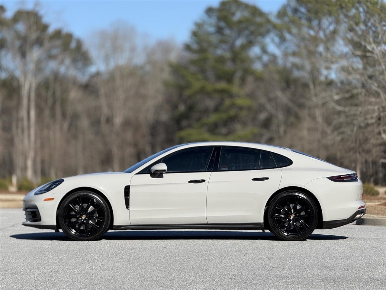 Porsche Panamera  2018