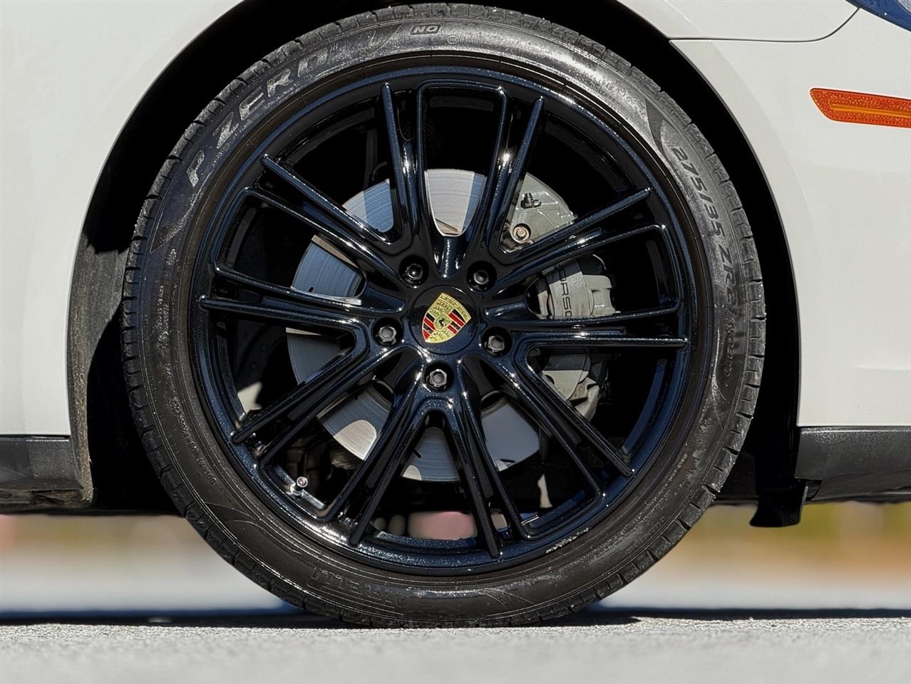 Porsche Panamera  2018