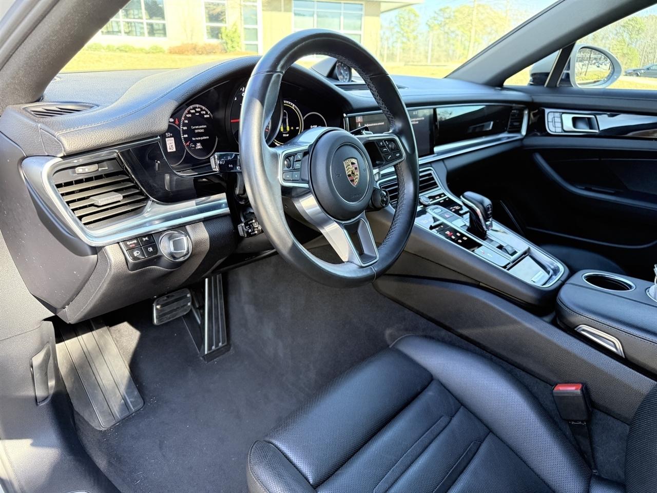 Porsche Panamera  2018