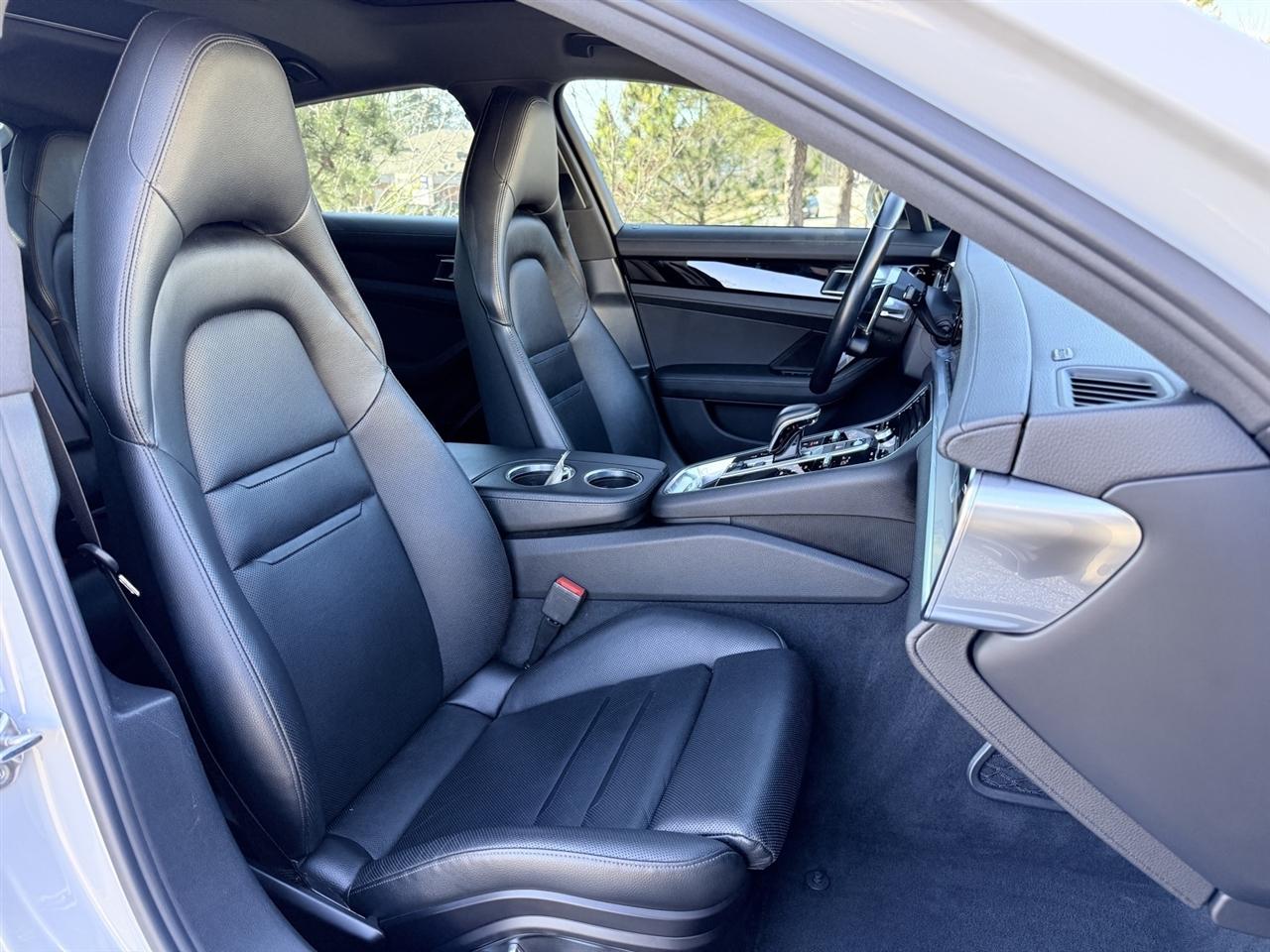 Porsche Panamera  2018