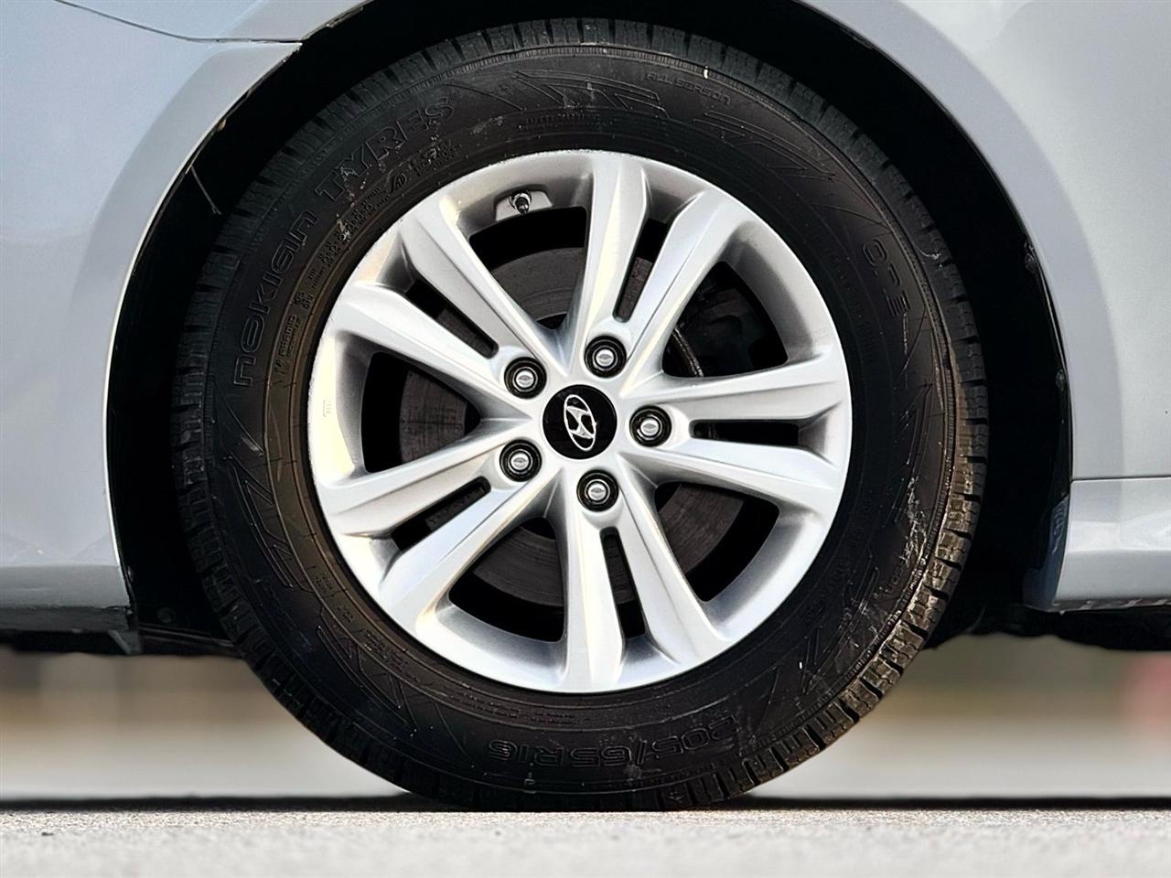 Hyundai Sonata  2014