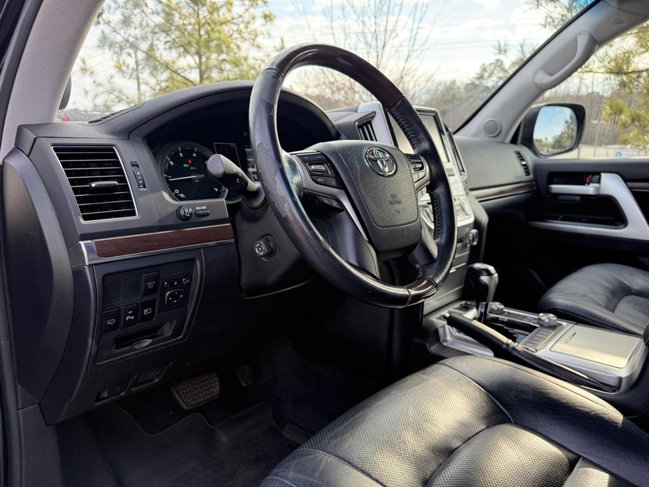 Toyota Land Cruiser  2017