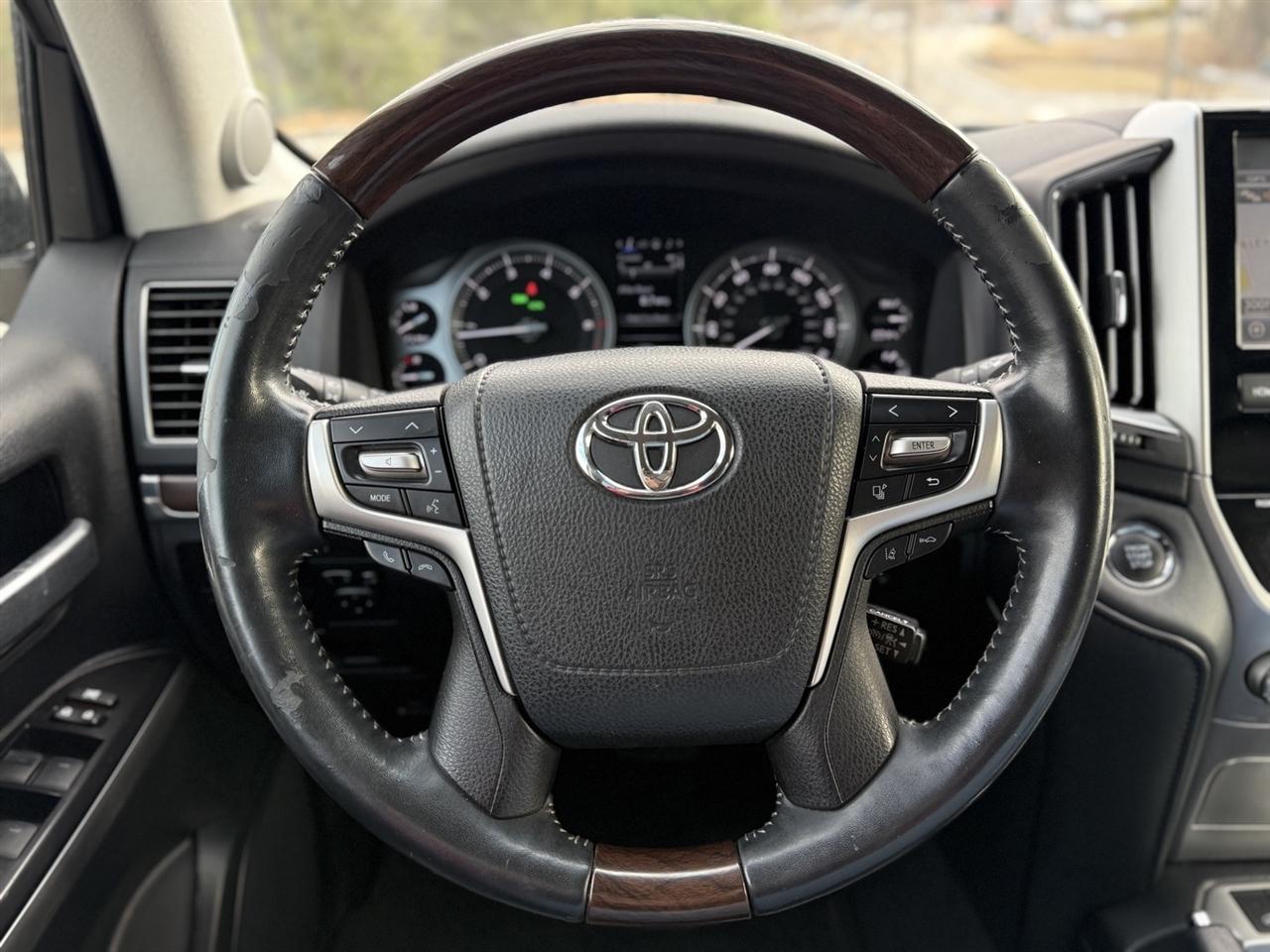 Toyota Land Cruiser  2017