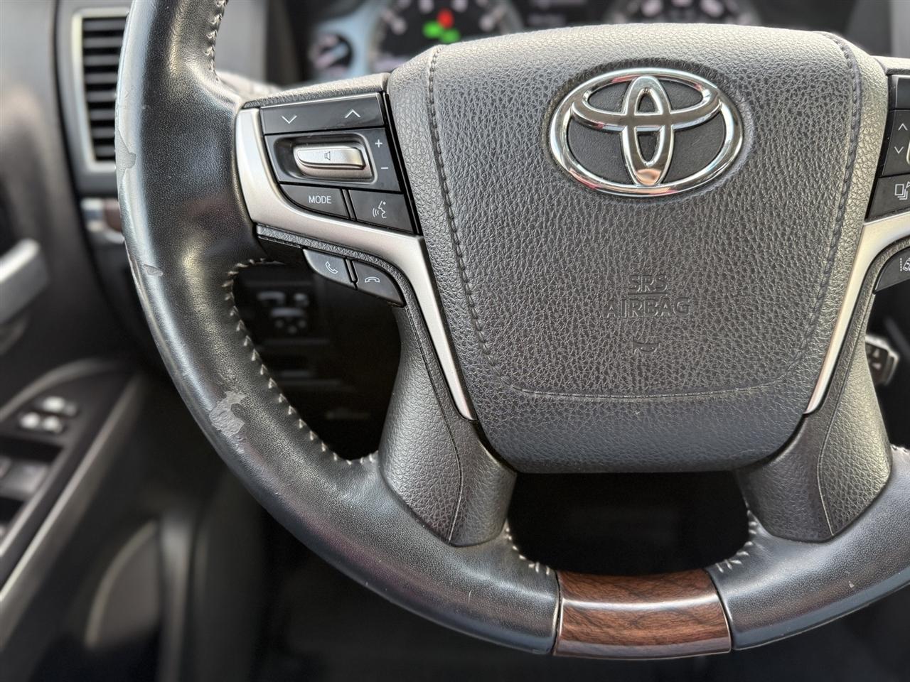 Toyota Land Cruiser  2017