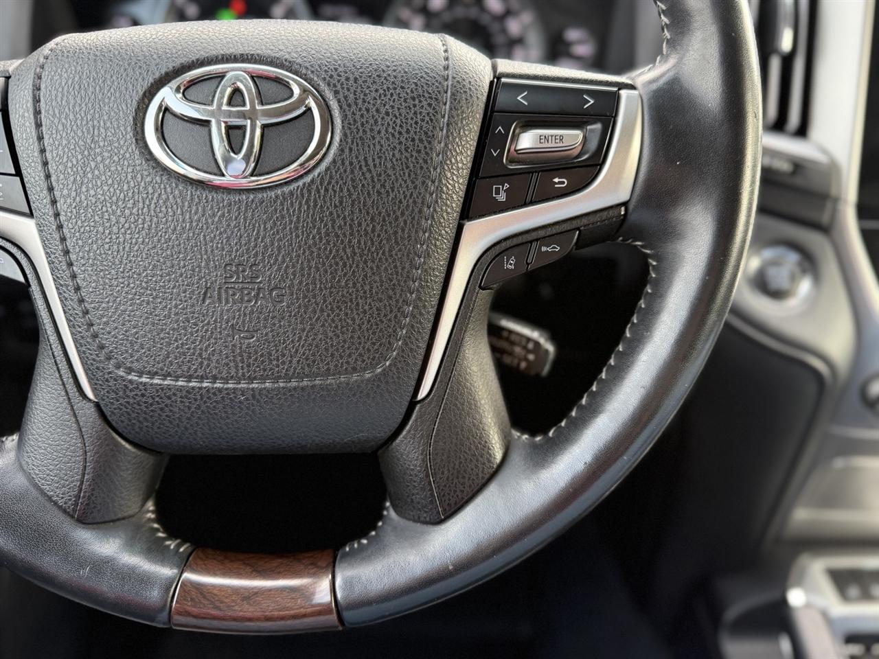 Toyota Land Cruiser  2017