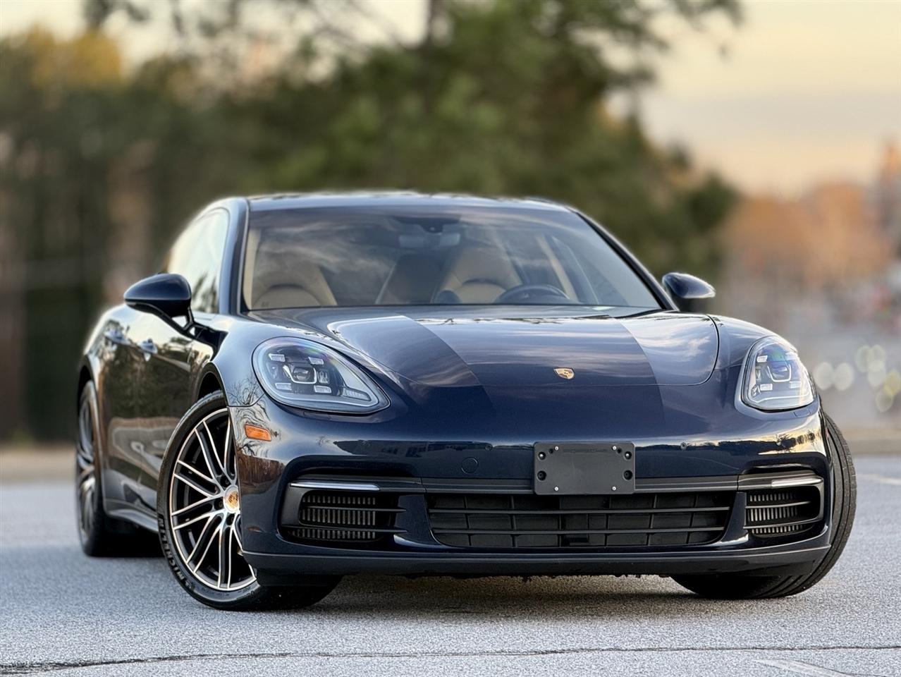 Porsche Panamera  2018