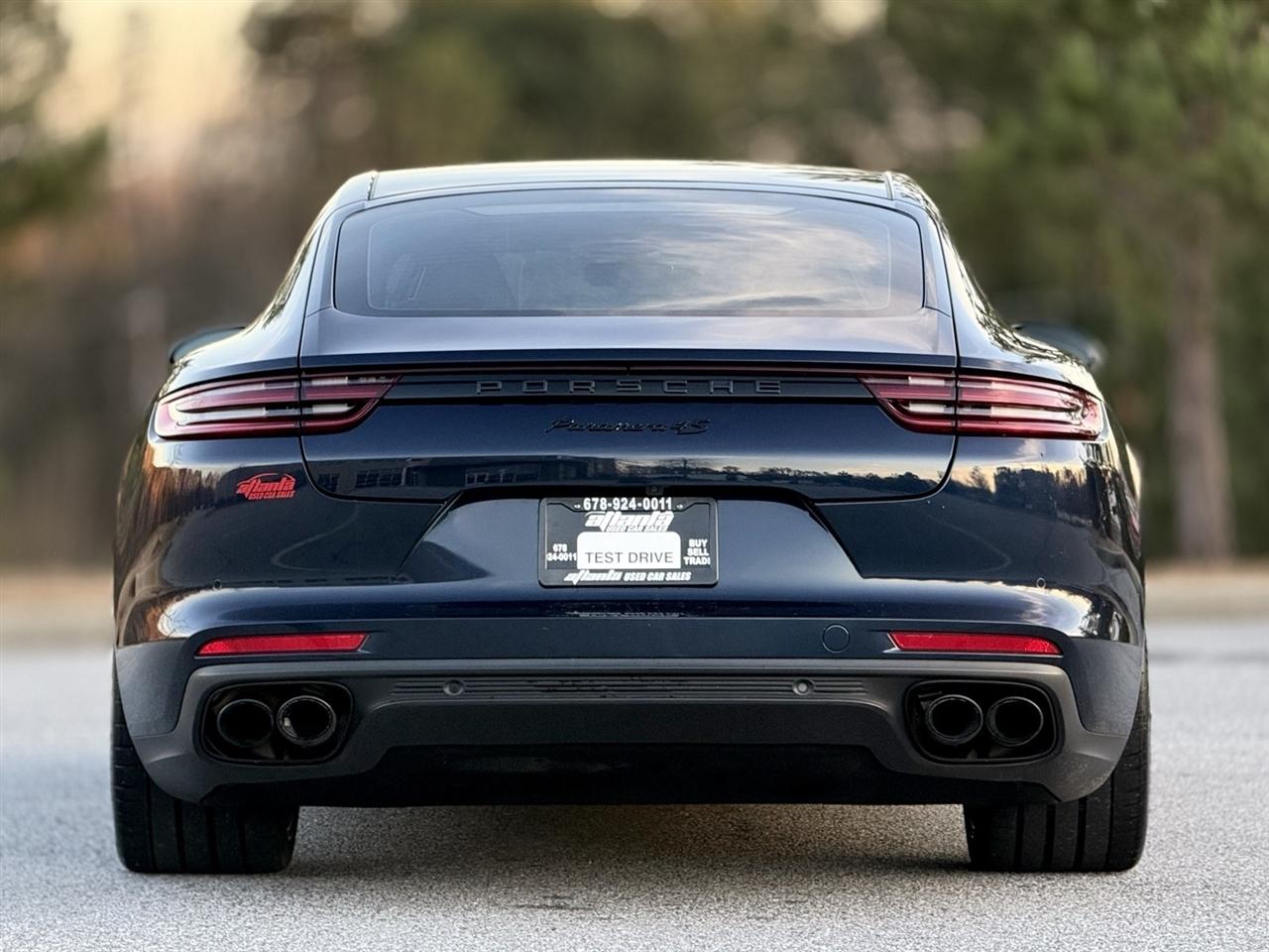 Porsche Panamera  2018