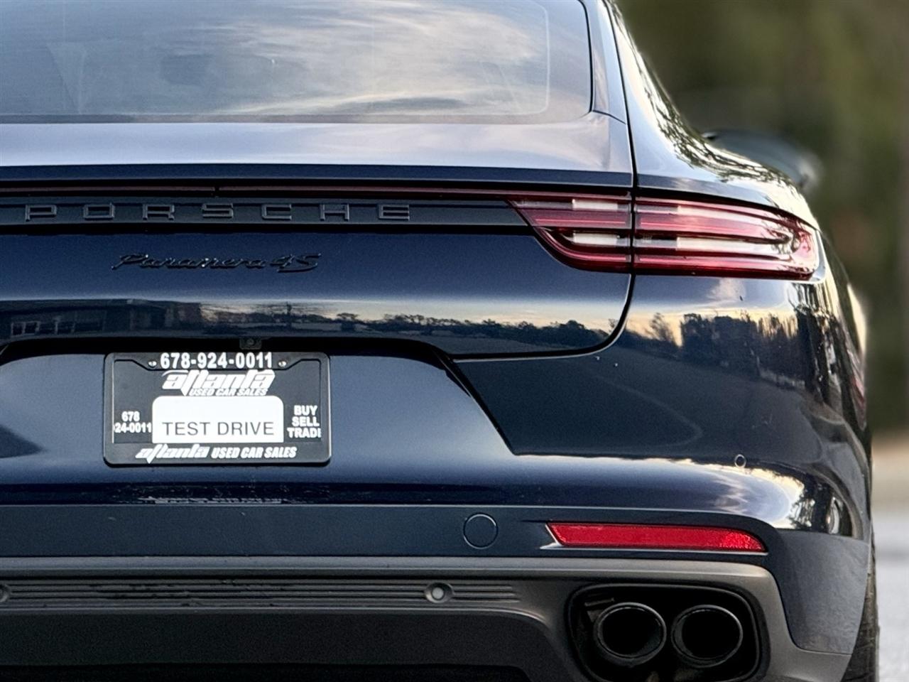 Porsche Panamera  2018