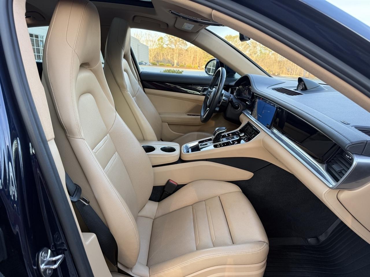 Porsche Panamera  2018