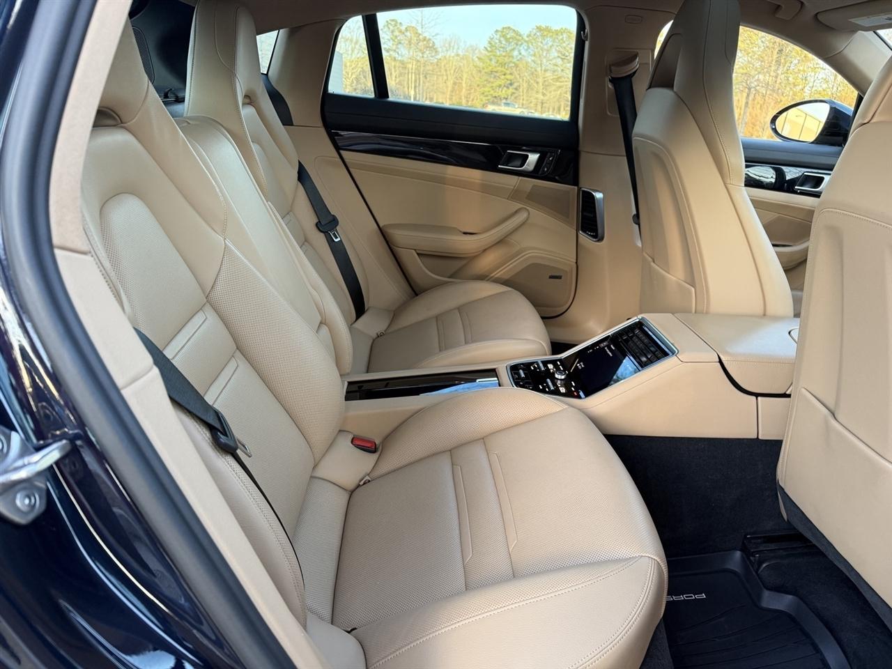 Porsche Panamera  2018