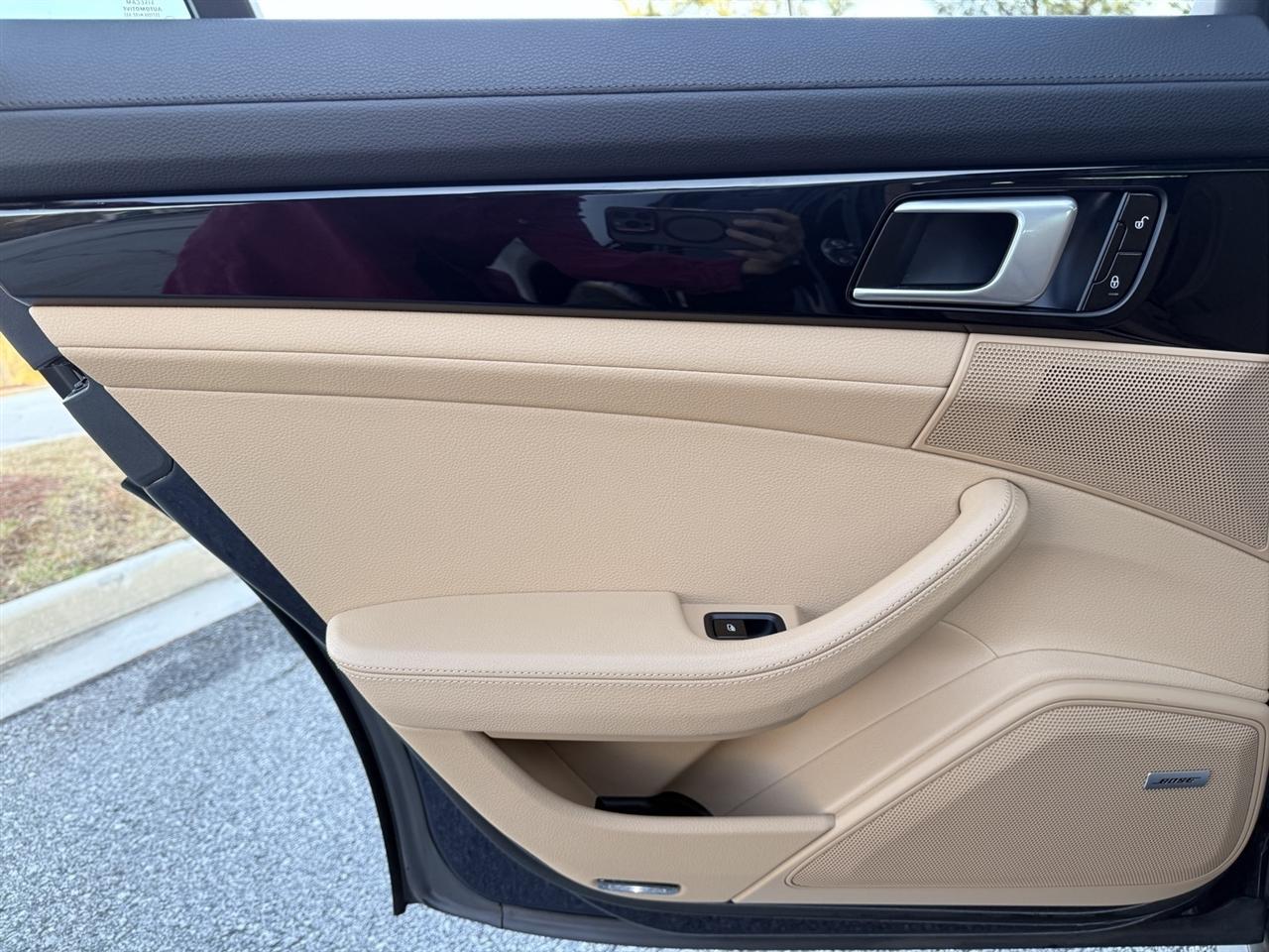 Porsche Panamera  2018