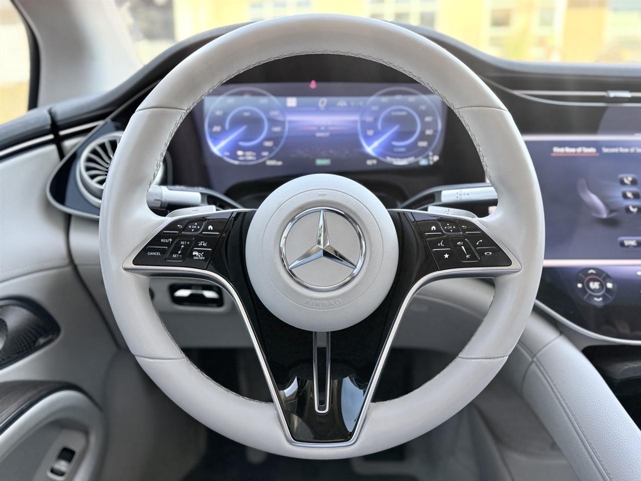 Mercedes-Benz EQS  2022