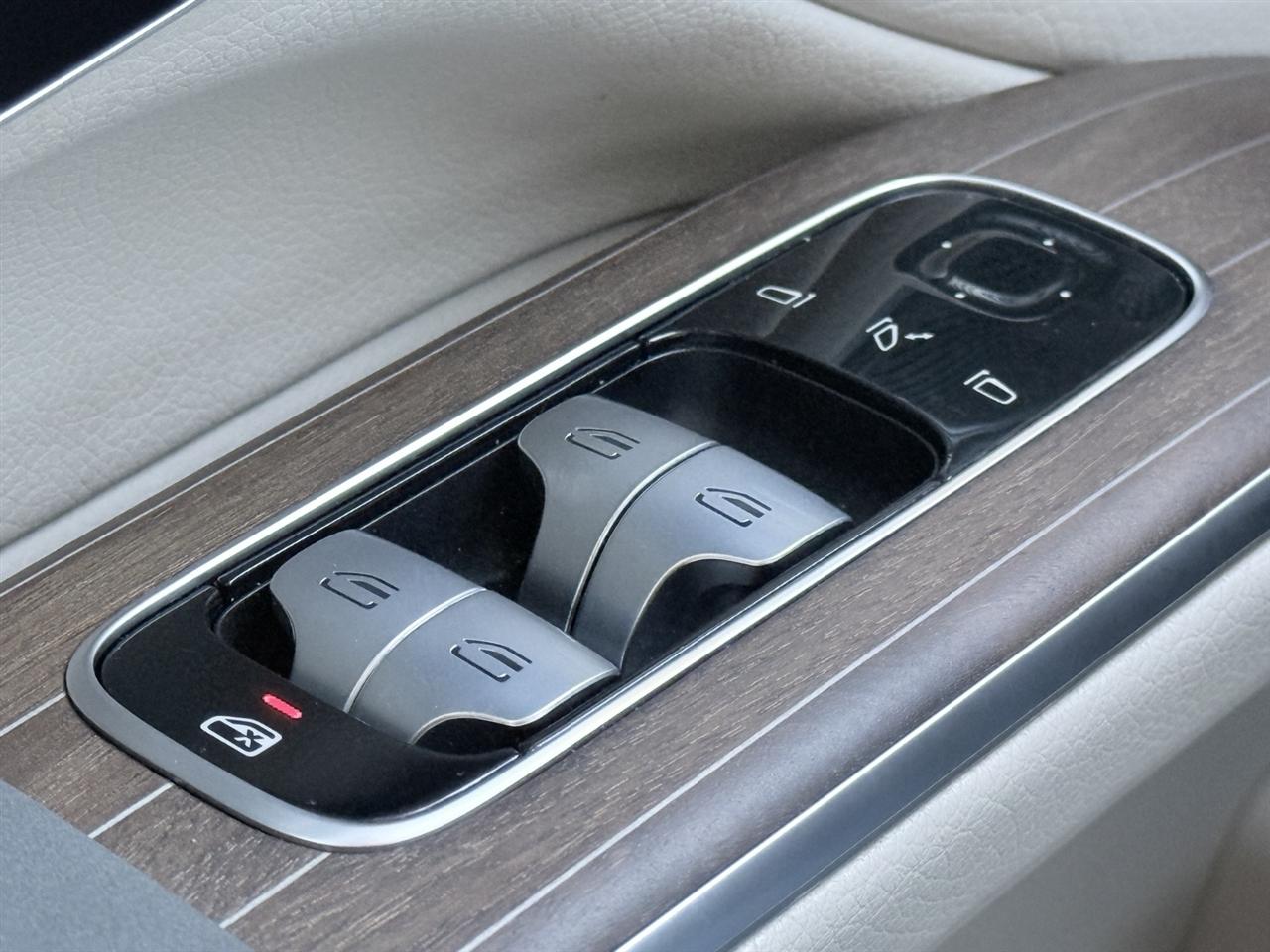 Mercedes-Benz EQS  2022