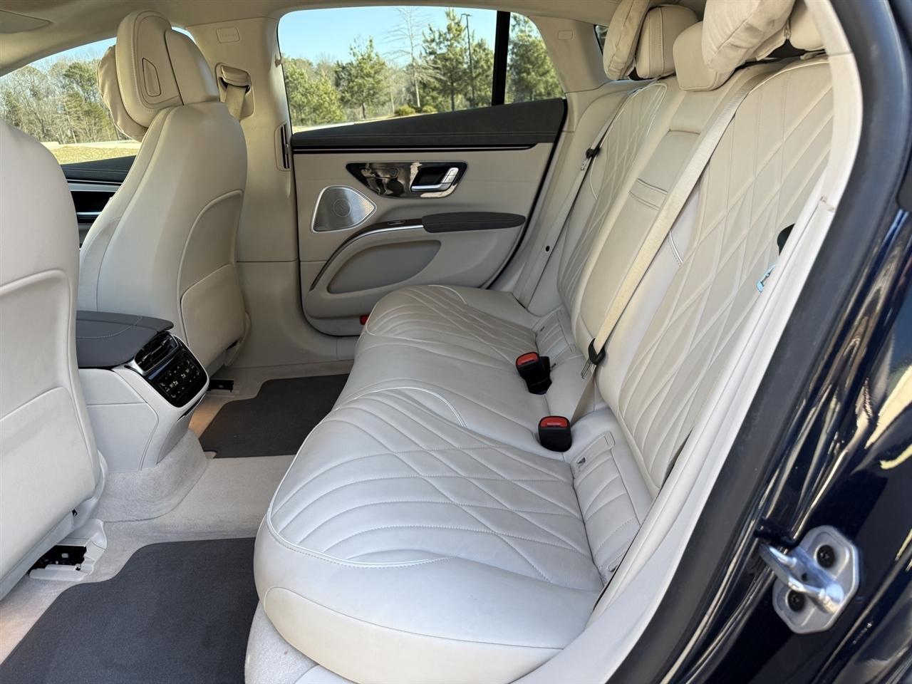 Mercedes-Benz EQS  2022