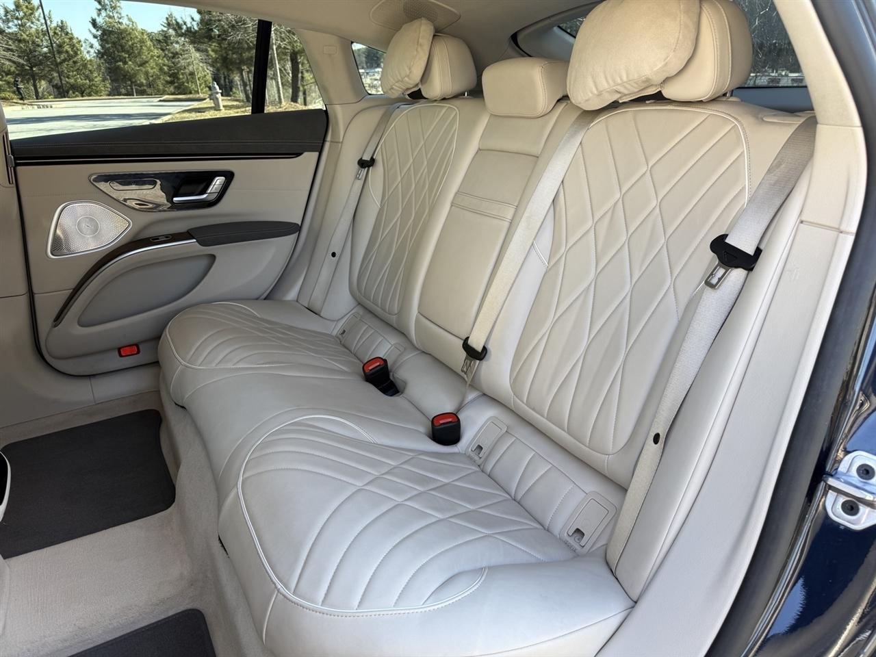 Mercedes-Benz EQS  2022