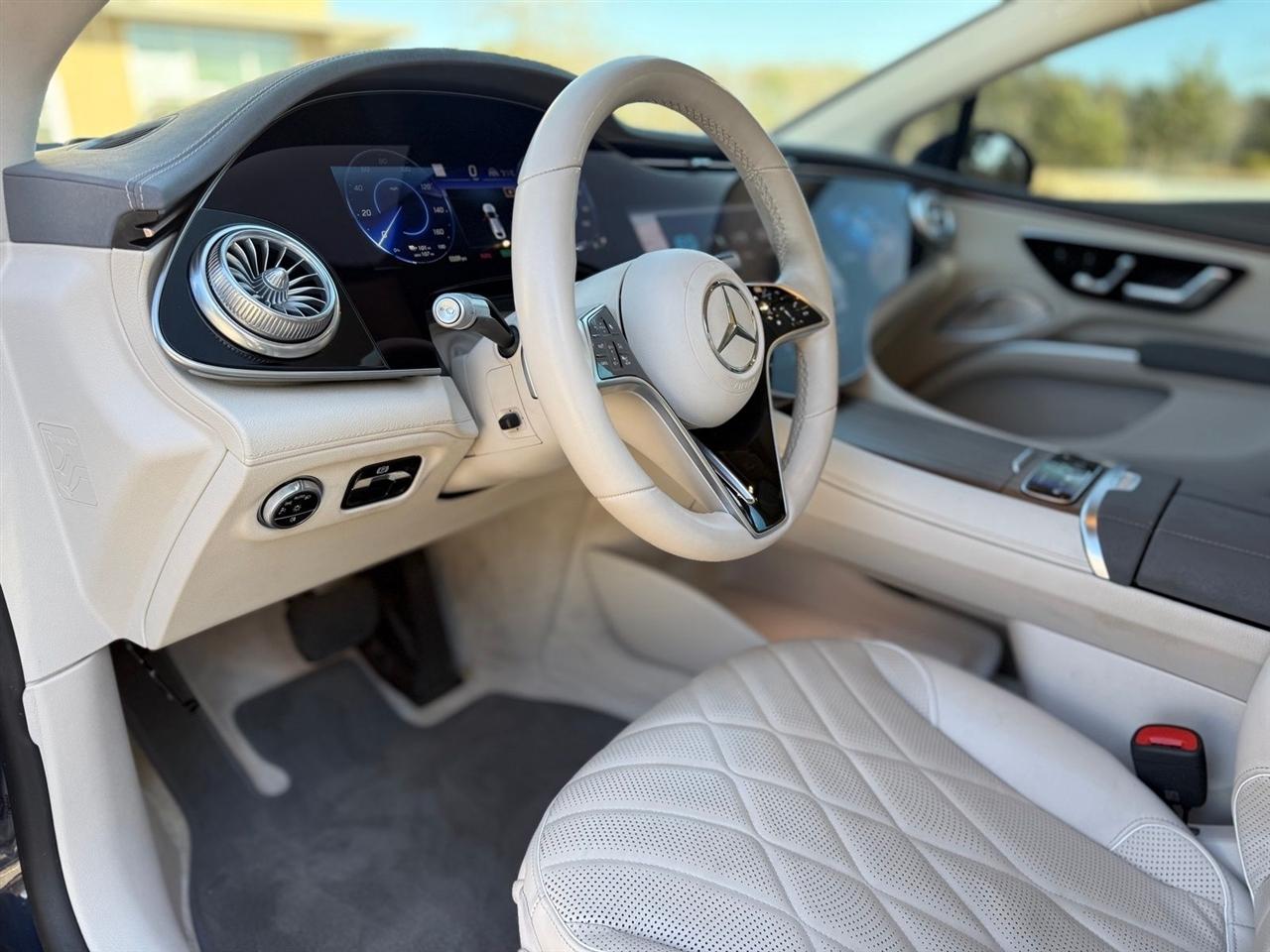 Mercedes-Benz EQS  2022