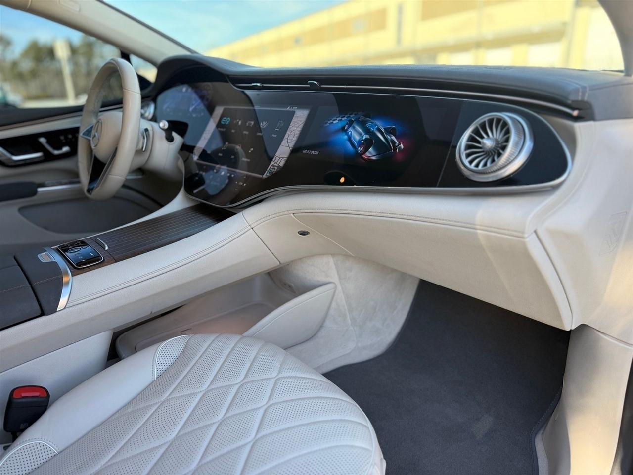 Mercedes-Benz EQS  2022