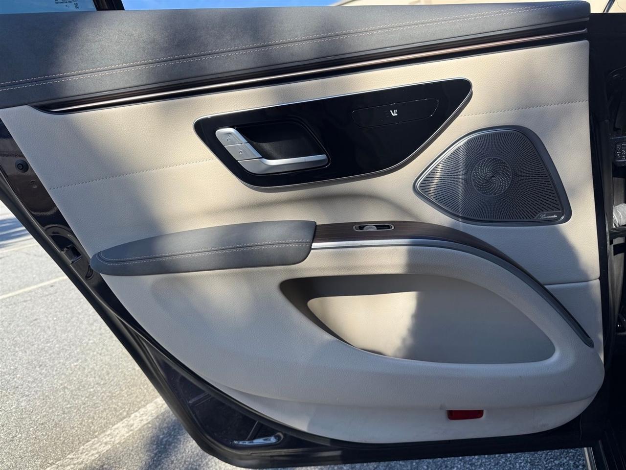 Mercedes-Benz EQS  2022